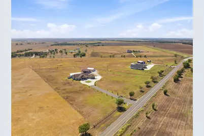 1950 County Road 470, Coupland, TX 78615 - Photo 19