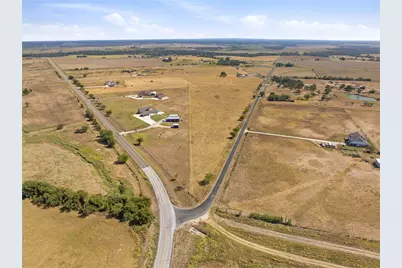 1950 County Road 470, Coupland, TX 78615 - Photo 11