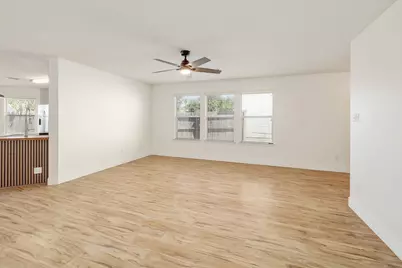 302 Phillips Street, Hutto, TX 78634 - Photo 7