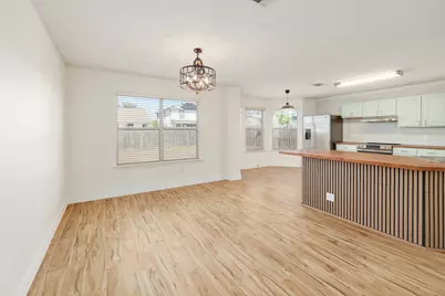 302 Phillips Street, Hutto, TX 78634 - Photo 9