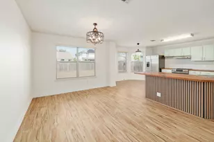 302 Phillips St, Hutto, TX 78634 - Photo 9