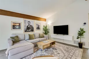 1120 Gillespie Pl, Austin, TX 78704 - Photo 5