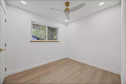 811 Glen Oak Drive, Austin, TX 78745 - Photo 15