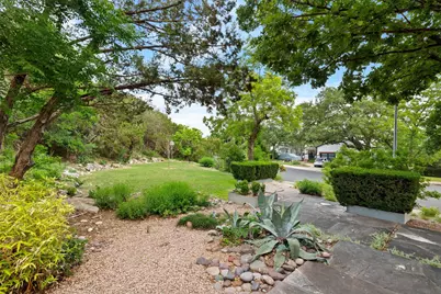 6209 Ledge Mountain Drive, Austin, TX 78731 - Photo 35