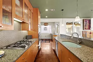 6209 Ledge Mountain Dr, Austin, TX 78731 - Photo 11