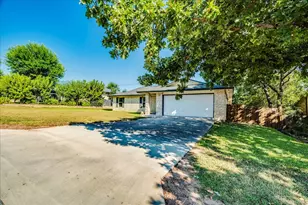 706 Windsor Rd, Round Rock, TX 78664 - Photo 5
