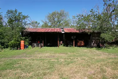 14650 Graef Road, Creedmoor, TX 78610 - Photo 17