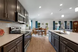 21504 Santa Domingo Ln, Lago Vista, TX 78645 - Photo 11