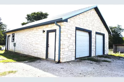 1414 County Road 320, Rockdale, TX 76567 - Photo 29