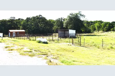 1414 County Road 320, Rockdale, TX 76567 - Photo 5