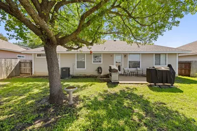 306 Lydia Lane, Thrall, TX 76578 - Photo 27