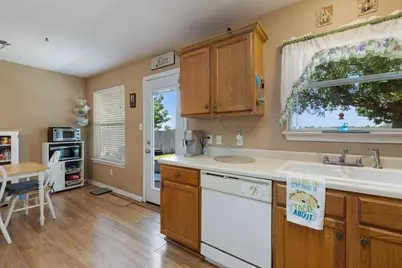 306 Lydia Lane, Thrall, TX 76578 - Photo 13