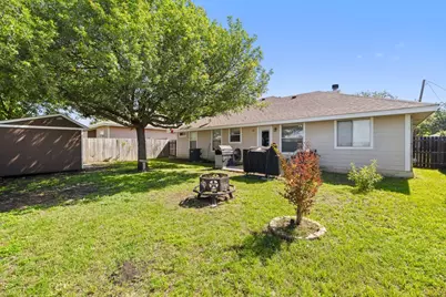 306 Lydia Lane, Thrall, TX 76578 - Photo 29