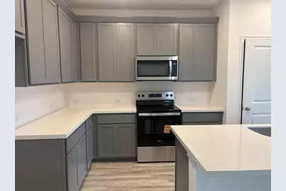 103 Cherry Blossom Lane, Taylor, TX 76574 - Photo 7