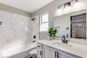 12901 Lamplight Village Ave, Austin, TX 78727 - Photo 17