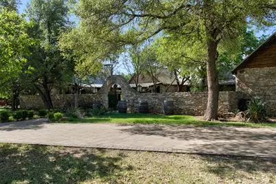 18059 Fm 1826 Road, Driftwood, TX 78619 - Photo 19
