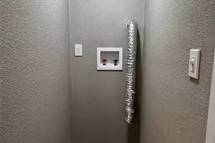 206 W N Loop Blvd, Austin, TX 78751 - Photo 9