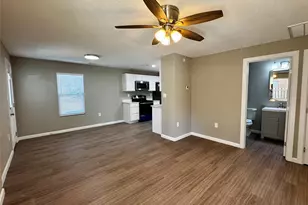 206 W N Loop Blvd, Austin, TX 78751 - Photo 3