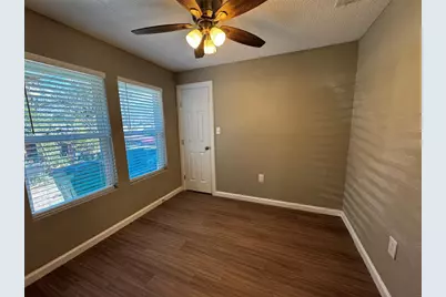 206 W North Loop Boulevard, Austin, TX 78751 - Photo 5