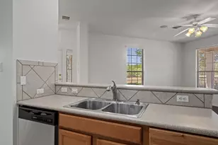 9201 Brodie Ln, Austin, TX 78748 - Photo 9