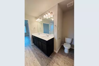 1414 Walden Pond Drive, Pflugerville, TX 78660 - Photo 11