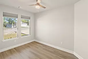 21705 Patton Dr, Lago Vista, TX 78645 - Photo 19