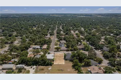 1310 Marshall Street, Taylor, TX 76574 - Photo 1