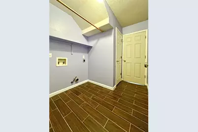 1301 Waterfall Avenue, Leander, TX 78641 - Photo 7