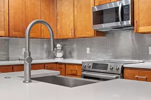 1900 Barton Springs Rd, Austin, TX 78704 - Photo 5