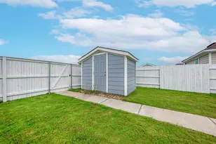 158 Daylily Dr, Elgin, TX 78621 - Photo 35