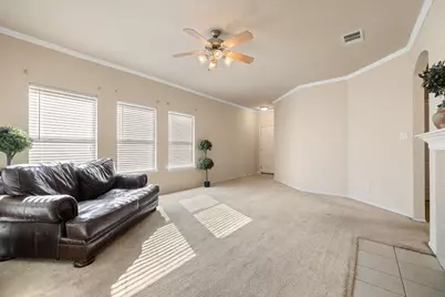 220 Flinn Street, Hutto, TX 78634 - Photo 5