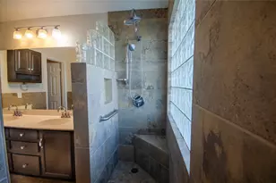 20710 High Dr, Lago Vista, TX 78645 - Photo 19