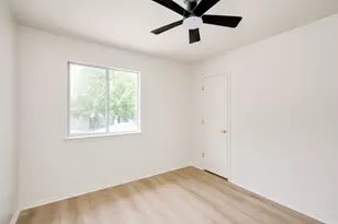11409 Robert Wooding Dr, Austin, TX 78748 - Photo 17