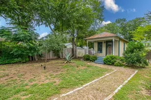 1109 Pecan St, Bastrop, TX 78602 - Photo 35