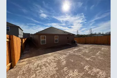 364 Crescent Park Drive, Jarrell, TX 76537 - Photo 23