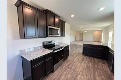 364 Crescent Park Drive, Jarrell, TX 76537 - Photo 13