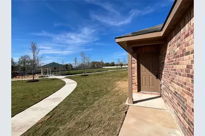 364 Crescent Park Drive, Jarrell, TX 76537 - Photo 5
