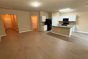 804 Red Tails Dr, Austin, TX 78725 - Photo 3