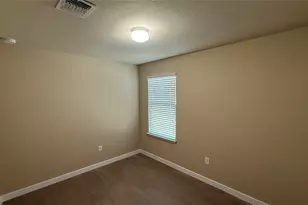 804 Red Tails Dr, Austin, TX 78725 - Photo 11