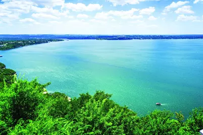 18304 Lake Oaks Drive, Jonestown, TX 78645 - Photo 9