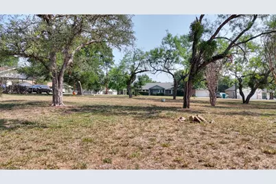 107 W Oriole Drive, Marble Falls, TX 78654 - Photo 15