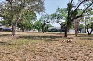 107 W Oriole Dr, Marble Falls, TX 78654 - Photo 15