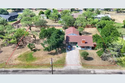 107 W Oriole Drive, Marble Falls, TX 78654 - Photo 1