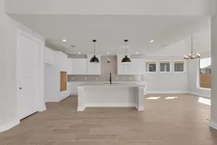 805 Rock Daisy Trl, Hutto, TX 78634 - Photo 5