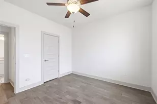 2021 Sharper Mews Ln, Austin, TX 78741 - Photo 25
