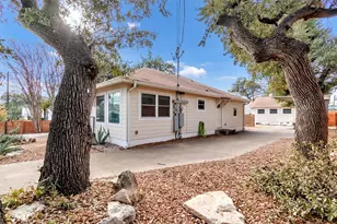 209 E Live Oak St, Austin, TX 78704 - Photo 3