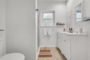 209 E Live Oak St, Austin, TX 78704 - Photo 15