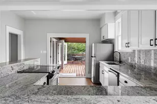 2703 De Soto Dr, Austin, TX 78733 - Photo 13