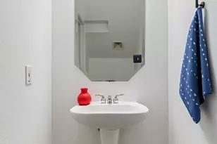 1819 Village Oak Ct, Austin, TX 78704 - Photo 9