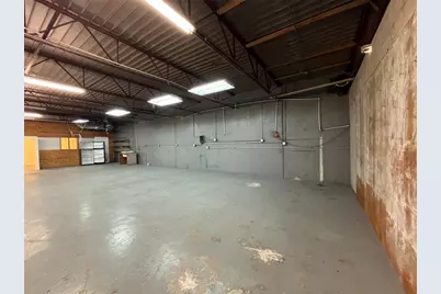 513 Thompson Lane, Austin, TX 78742 - Photo 25